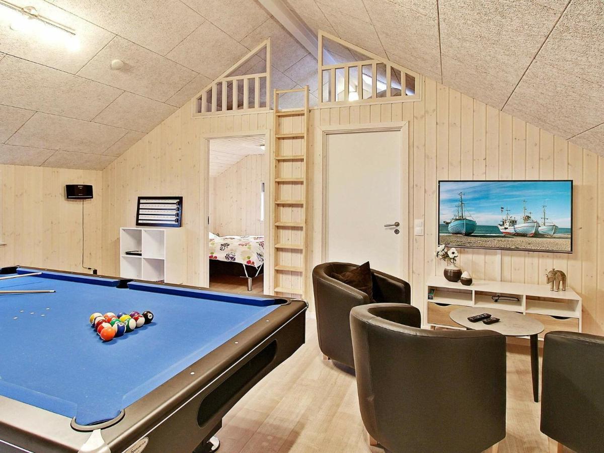 12 Person Holiday Home In Hasselberg 카페룬 객실 사진
