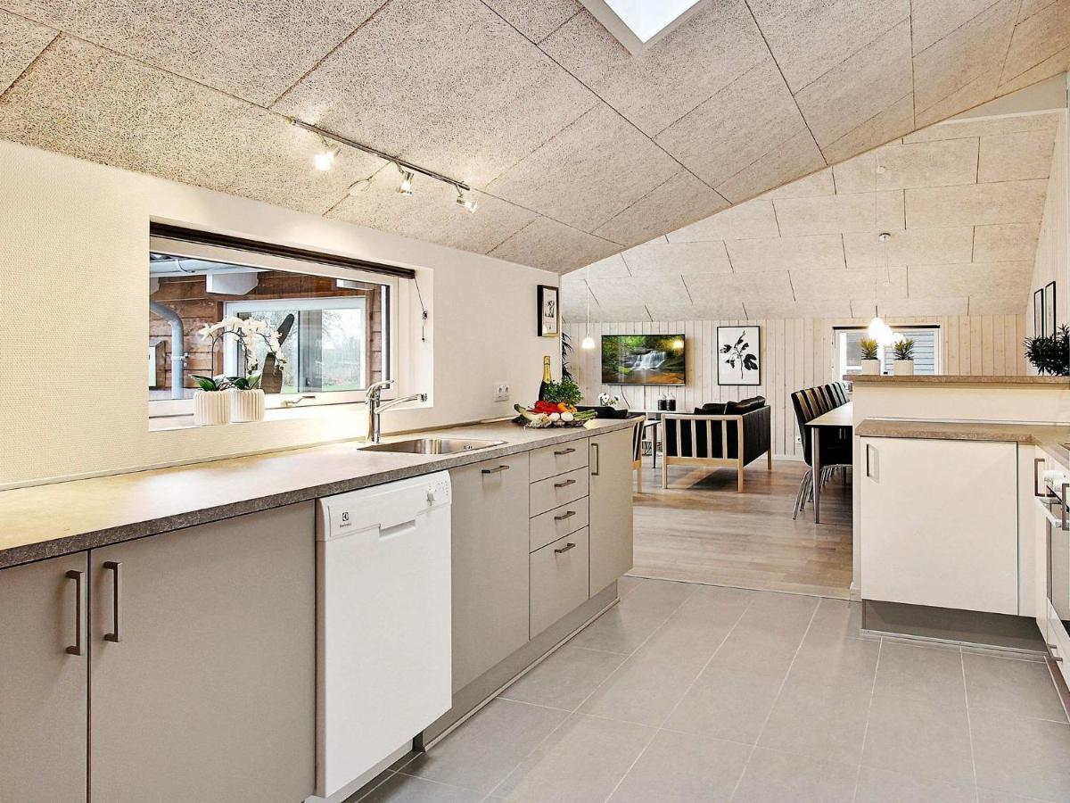 12 Person Holiday Home In Hasselberg 카페룬 객실 사진